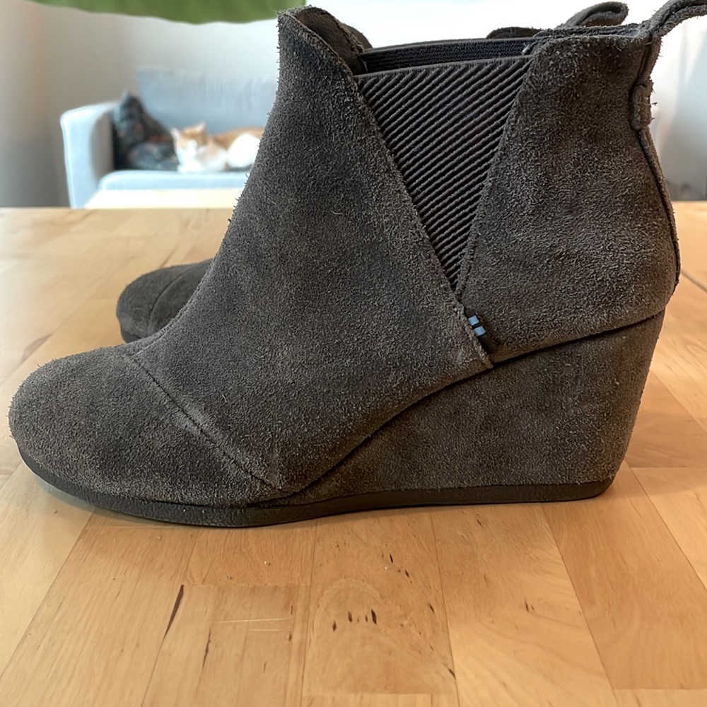 Toms Wedge Ankle Boots